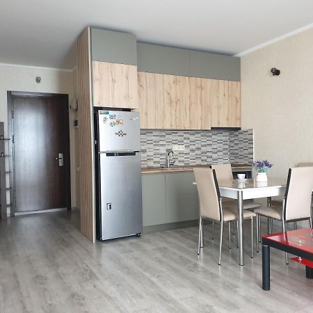 باتومي Lia'S Apartment In Orbi المظهر الخارجي الصورة