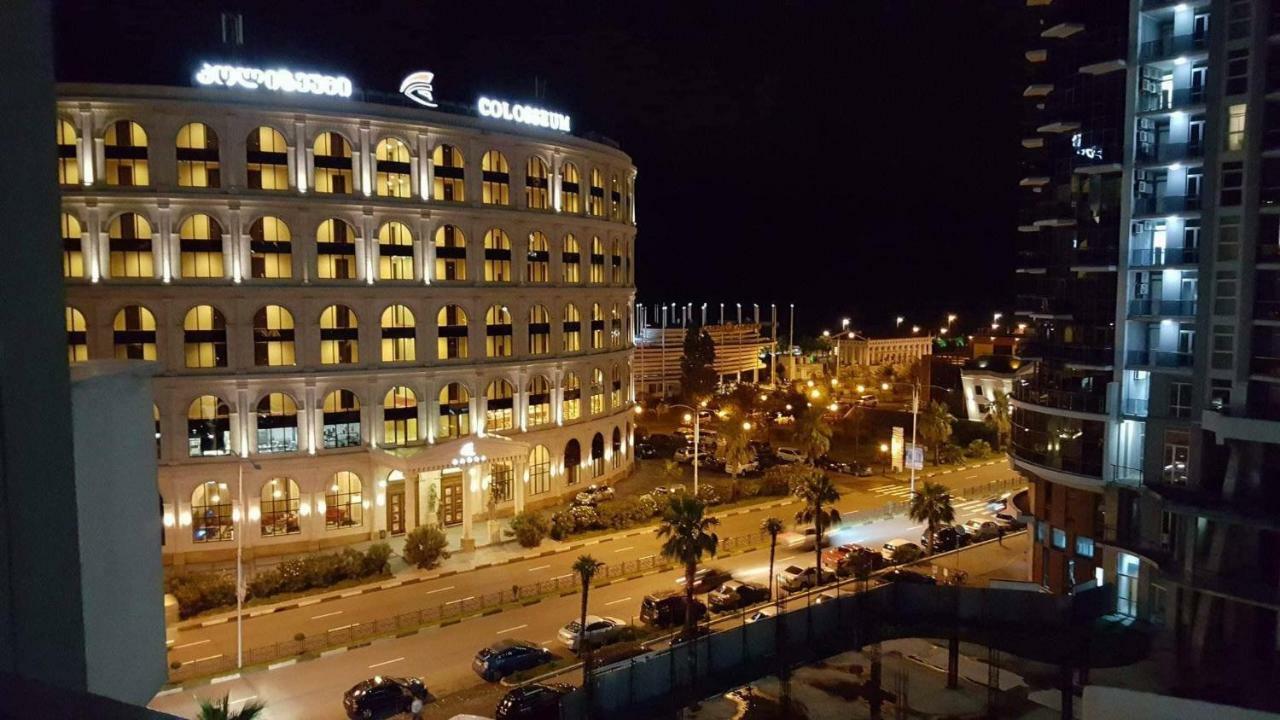 باتومي Lia'S Apartment In Orbi المظهر الخارجي الصورة